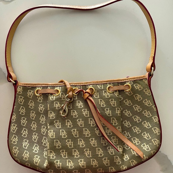 Dooney & Bourke Handbags - Dooney and Bourke Handbag
